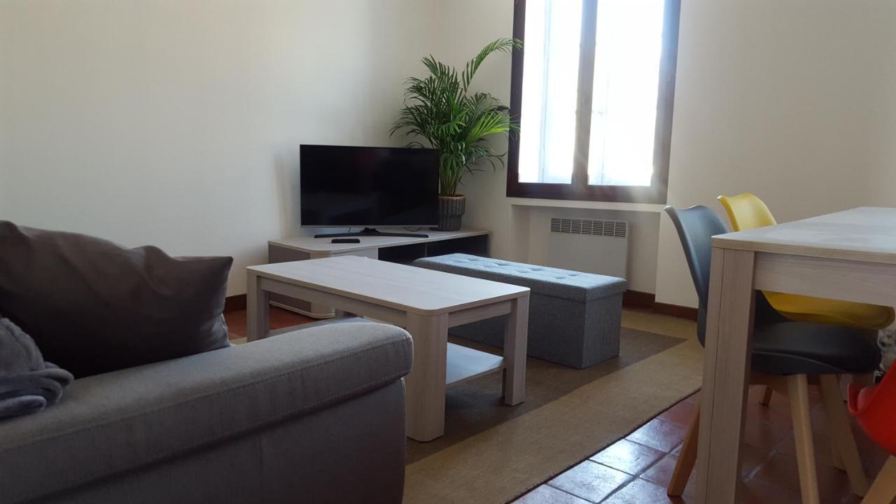 Appartement Au Coeur De การ์กาซอน ภายนอก รูปภาพ
